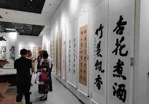 “汾酒杯”山西老年七一书画作品展在并开展