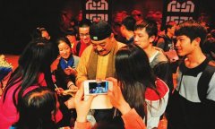 话剧  一辈子的坚守