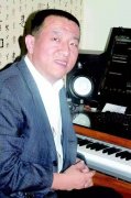王京荣创作歌曲致敬中国共产党成立100周年
